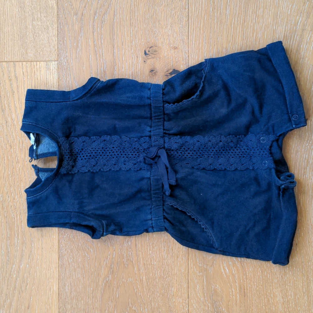 Splendid indigo romper with lace